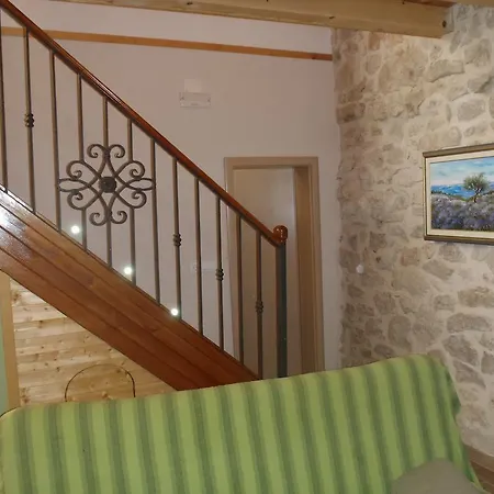 Dalmatian Stone House Krapanj