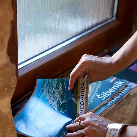 Dalmatian Stone House Krapanj