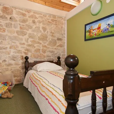 Holiday home Dalmatian Stone House Krapanj