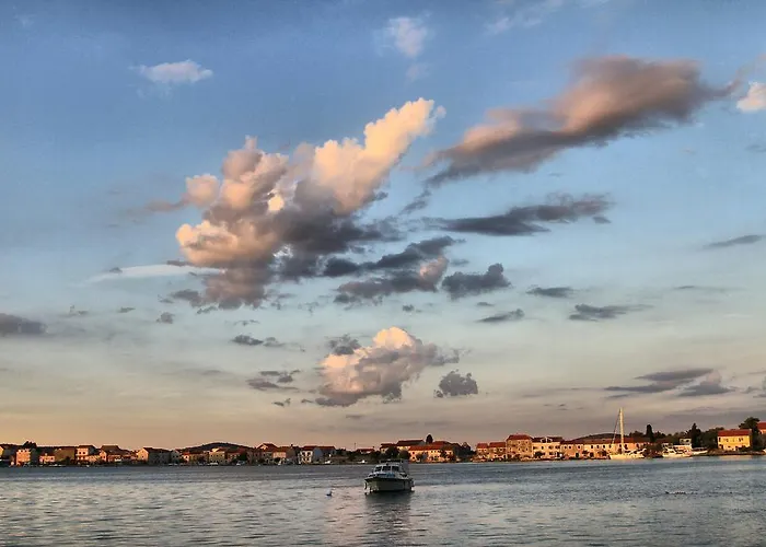 Dalmatian Stone House * קראפן